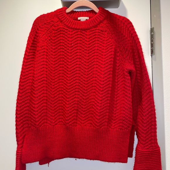 Red sweater Size Small - Picture 2 of 5